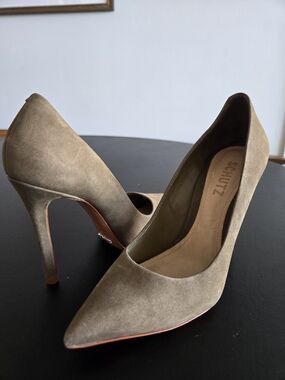 SCHUTZ Lou Olive Green Suede Pointed Toe Pumps 5.5